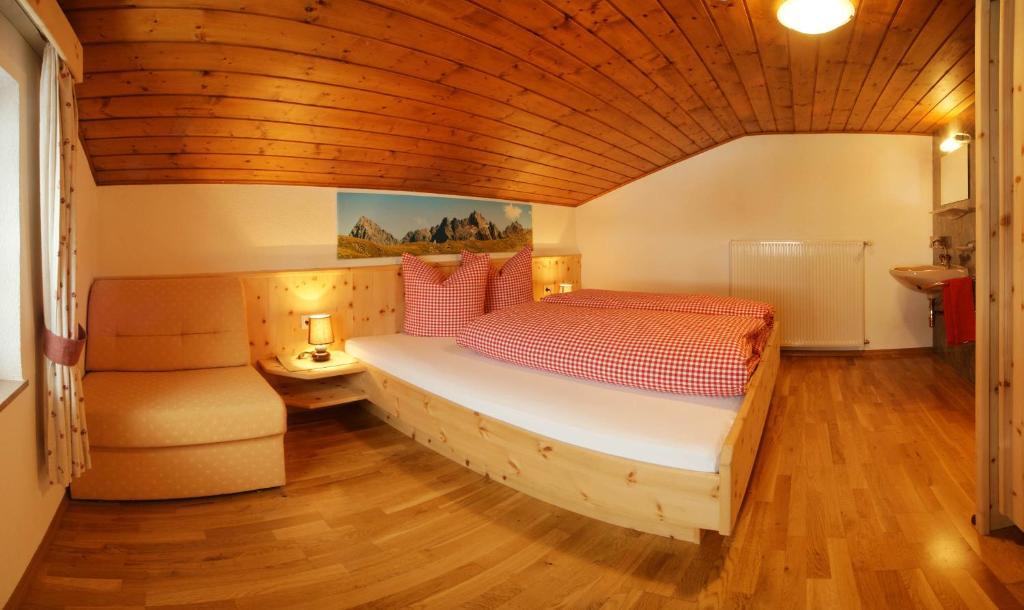 Farm stay Tobadillerhof *